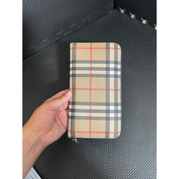 NWT Burberry Elmore Vintage Check Plaid Wallet Authentic Nova Check Zip Around - Picture 2 of 10